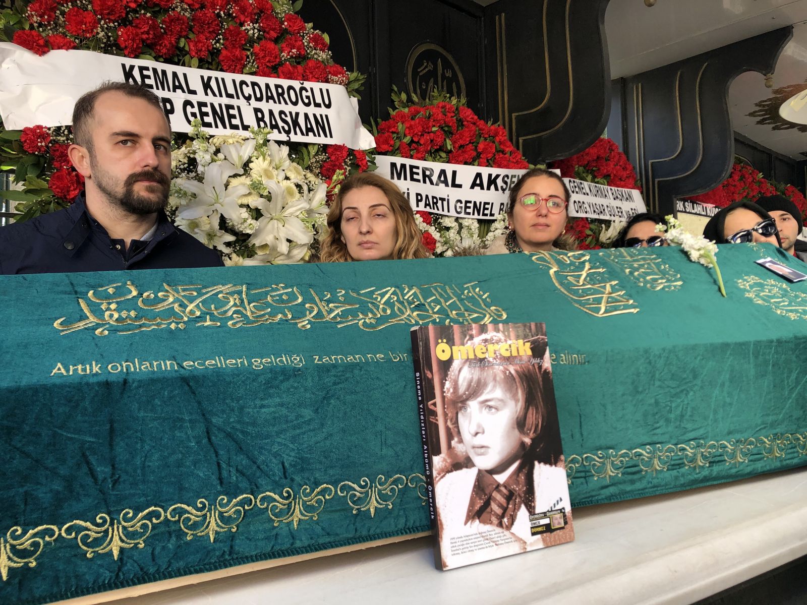 Yeşilcam’ın Ömercik’i son yolculuğuna uğurlandı