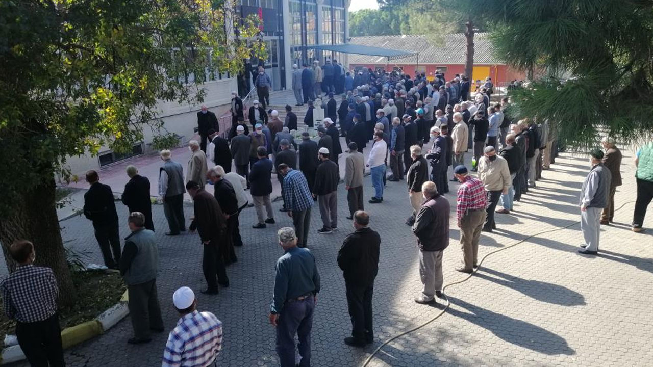 Genç öğretmenin sonu korona oldu