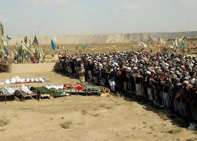 Afganistan'da Taliban'a yönelik operasyonda 30 sivil öldü