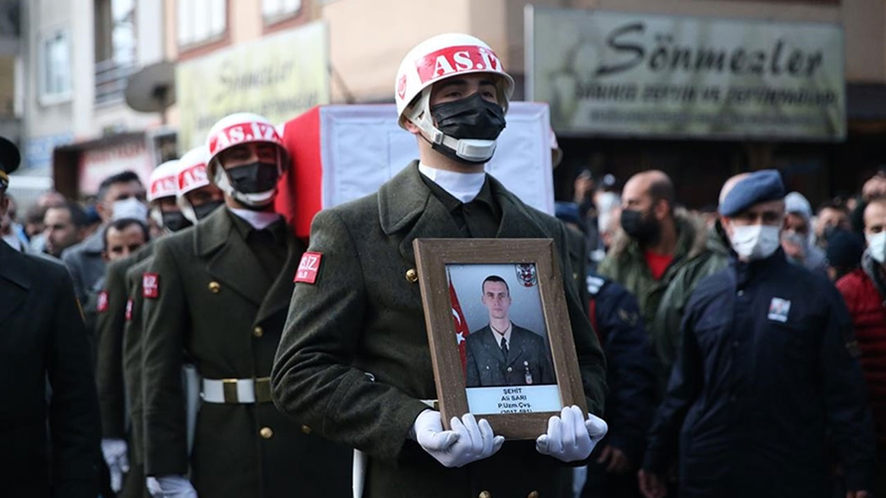Hain pusuda şehit olmuşlardı: Kahraman Mehmetçiklere veda...