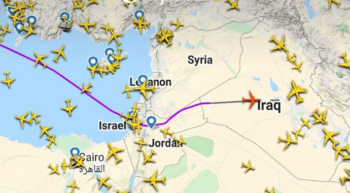 Papa İsrail hava sahasını kullanarak Irak'a gitti