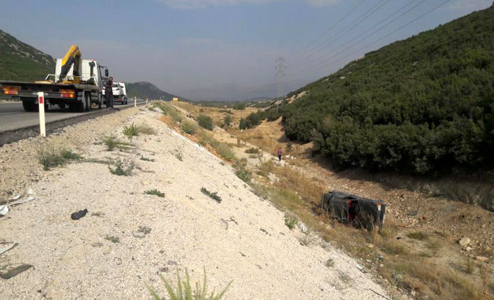 Isparta'da okul yolunda korkunç kaza! Anne oğul yan yana can verdi