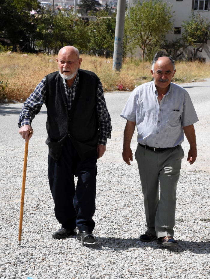 100 yaşında koronavirüsü yendi, ilk işi 2 doz aşı yaptırmak oldu