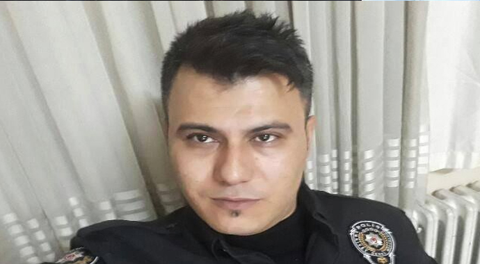 Kız arkadaşını rehin alan adam polisi şehit etti