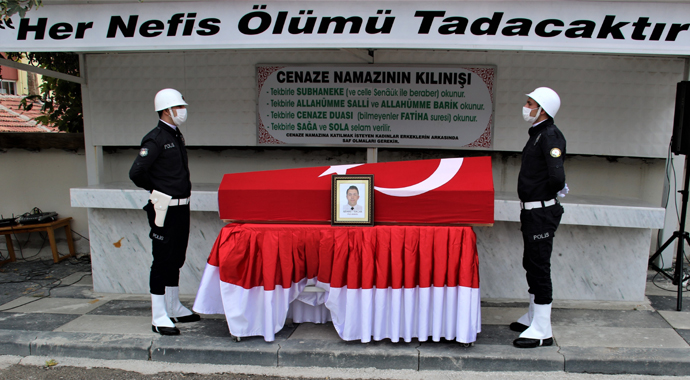 Sakarya’da şehit düşen polis memuru Ankara’da toprağa verildi