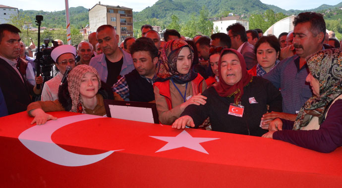 Şehit eşinin sözleri yürekleri sızlattı