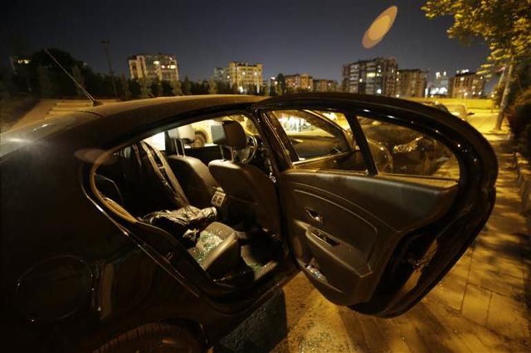 Arkadaşlarıyla buluşan avukat otomobiline gelince şoke oldu