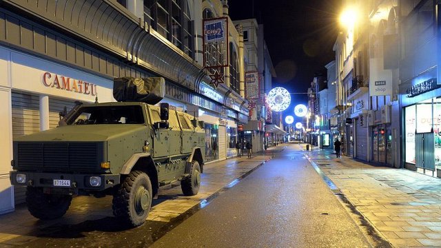 Brüksel'de 'terör tehdidi' nedeniyle hayat durdu
