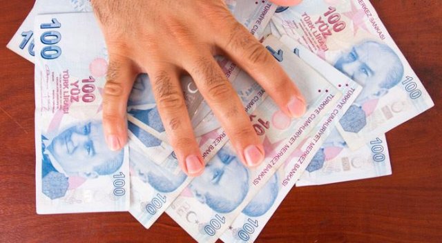 Emekliye yeni yılda bir maaş müjdesi daha