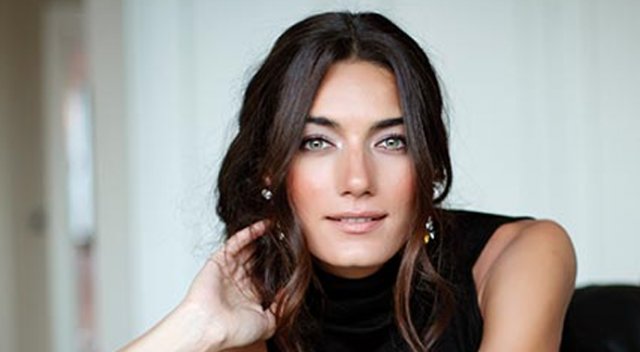 Hande Subaşı&#039;dan büyük sürpriz