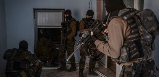 Nusaybin'de 15 terörist öldürüldü Nusaybin'de 15 terörist öldürüldü