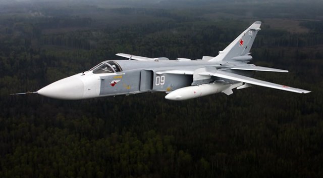Rus uçakları havadan havaya füzeyle uçmaya başladı