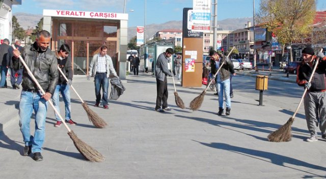 Temizliğe mahkûmlar