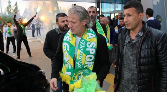 Tugay Kerimoğlu, Şanlıurfa'ya geldi Tugay Kerimoğlu, Şanlıurfa'ya geldi