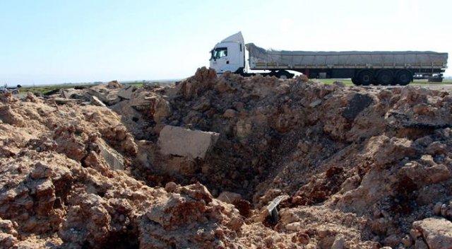 6 akserin yaralandığı patlamanın şiddeti gün ağarınca ortaya çıktı