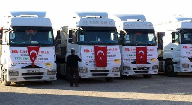 Bayırbucak Türkmenlerine 14 TIR'lık yardım Bayırbucak Türkmenlerine 14 TIR'lık yardım