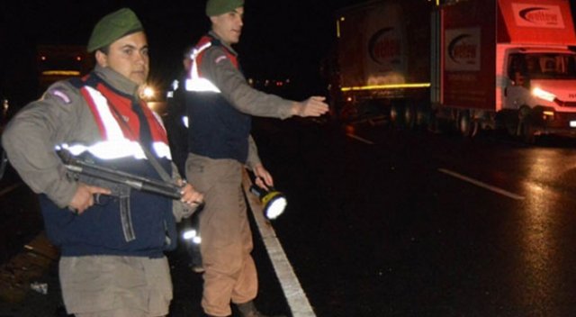 Çift şeritli yol savaş alanına döndü Çift şeritli yol savaş alanına döndü