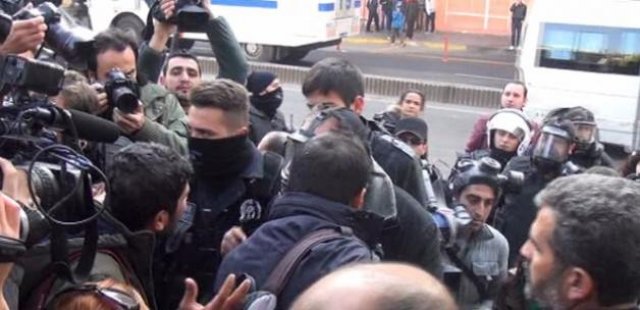 Diyarbakır’da 2 Rus ajanı yakalandı Diyarbakır’da 2 Rus ajanı yakalandı