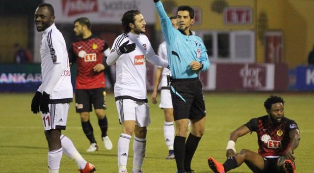 Es Es'e bir darbe de Antep'ten!
