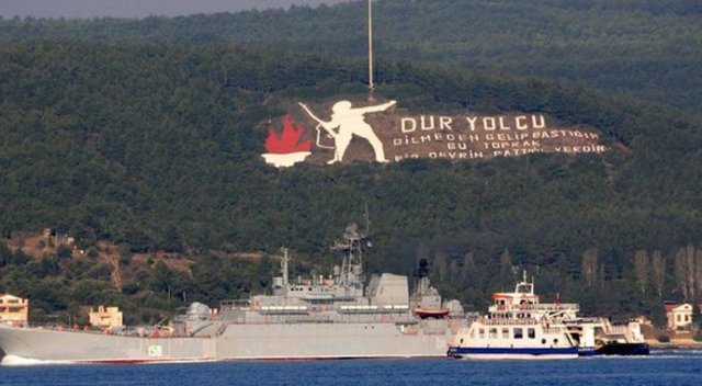 Rus savaş gemisi Çanakkale Boğazı'ndan geçiş yaptı Rus savaş gemisi Çanakkale Boğazı'ndan geçiş yaptı