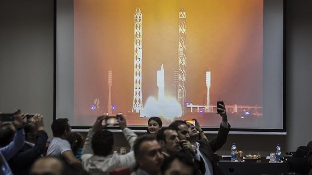 TÜRKSAT 4B ilk yayınını dev projelerden yapacak TÜRKSAT 4B ilk yayınını dev projelerden yapacak