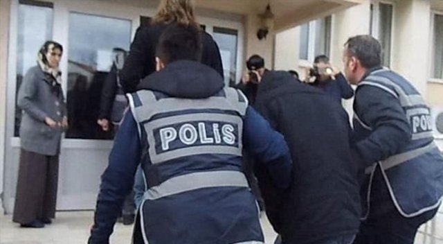 Anneden, uyuşturucu satan oğluna tepki! Anneden, uyuşturucu satan oğluna tepki!