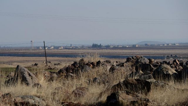 Azez'de Muhalifler DAEŞ'ten 3 köyü aldı Azez'de Muhalifler DAEŞ'ten 3 köyü aldı