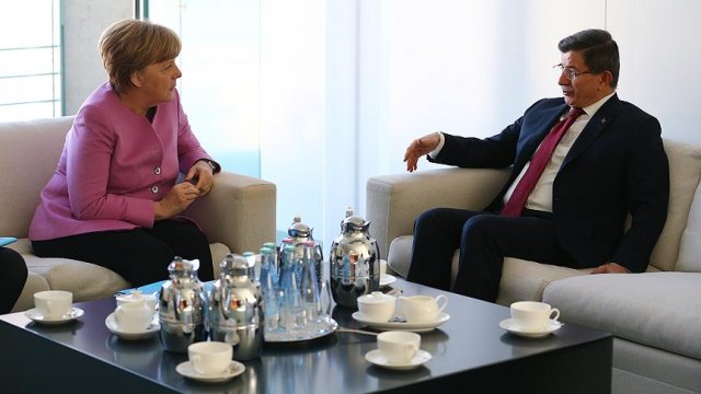 Başbakan Davutoğlu Almanya'da Başbakan Davutoğlu Almanya'da