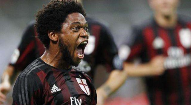 Galatasaray'ın Luiz Adriano teklifine ret! Galatasaray'ın Luiz Adriano teklifine ret!