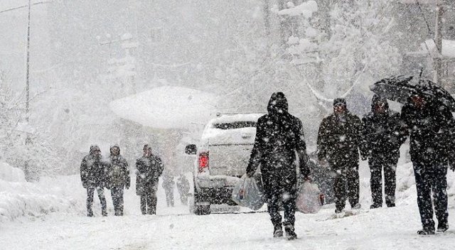 Meteorolojiden kuvvetli kar yağışı uyarısı Meteorolojiden kuvvetli kar yağışı uyarısı