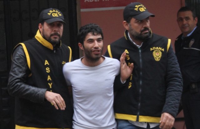 Önce amcasını vurdu sonra liseden kız kaçırdı Önce amcasını vurdu sonra liseden kız kaçırdı