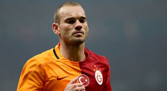 Sneijder gitmeli! Sneijder gitmeli!