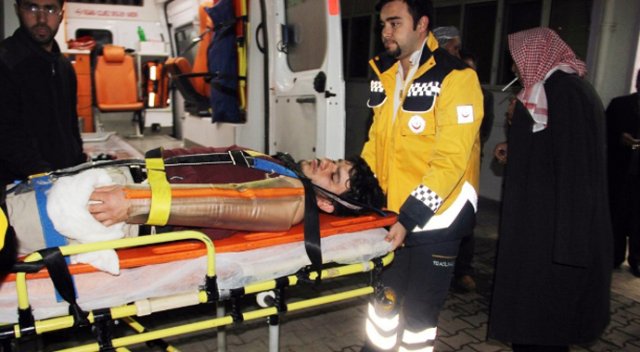 Urfa'daki trafik kazalarında 3 kişi öldü 20 kişi de yaralandı Urfa'daki trafik kazalarında 3 kişi öldü 20 kişi de yaralandı