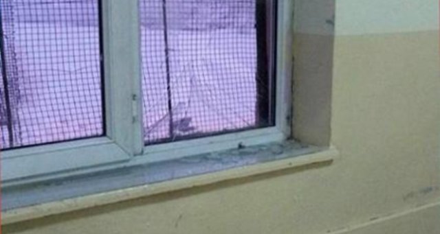 Van’da okula bombalı saldırı Van’da okula bombalı saldırı