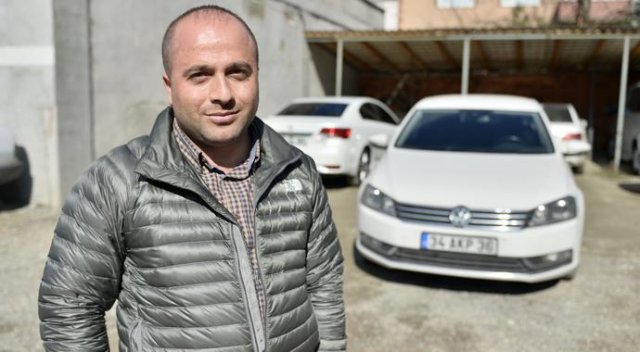 Bu plaka için arabasına 120 bin lira istiyor!