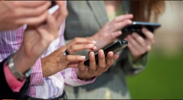 Cep telefonlarında 'Üçüncü Parti' tehdidi Cep telefonlarında 'Üçüncü Parti' tehdidi