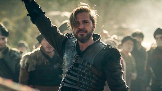 Diriliş Ertuğrul&#039;un yapımcısından büyük sürpriz