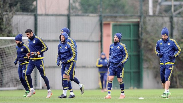 Fenerbahçe'de gözler kupa maçına çevrildi Fenerbahçe'de gözler kupa maçına çevrildi