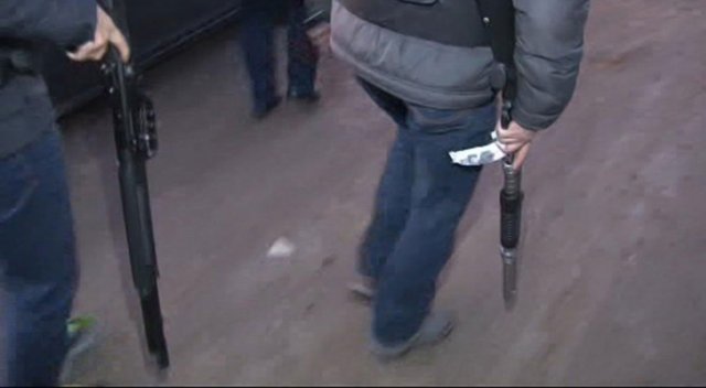 İstanbul'daki operasyonda ortalık fena karıştı!