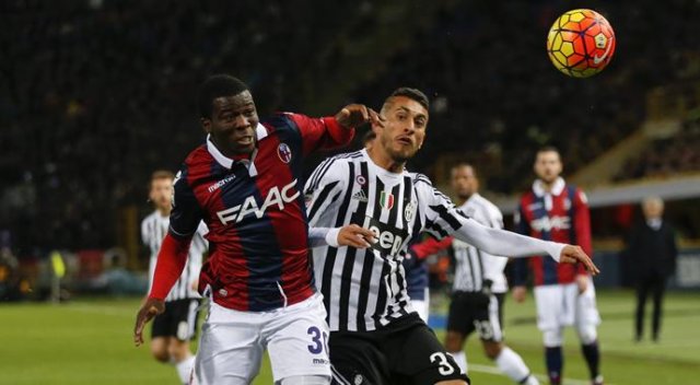 Juventus'un serisine Bologna dur dedi