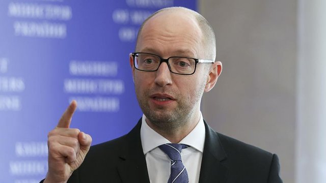 Yatsenyuk: Ukrayna&#039;da koalisyon devam ediyor