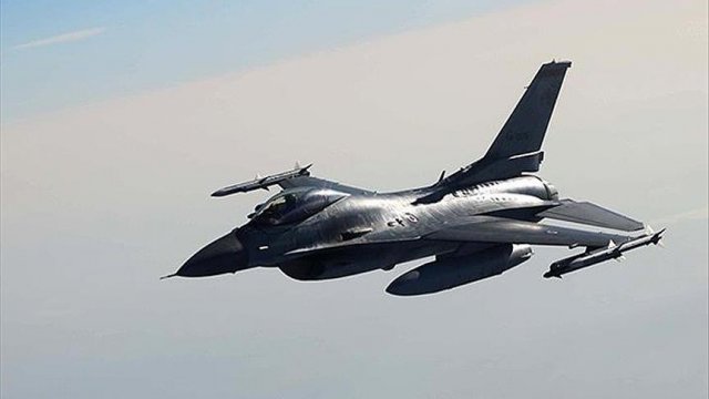 Afganistan&#039;da ABD savaş uçağı düştü