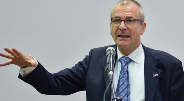 Alman vekil uyuşturucuyla yakalandı