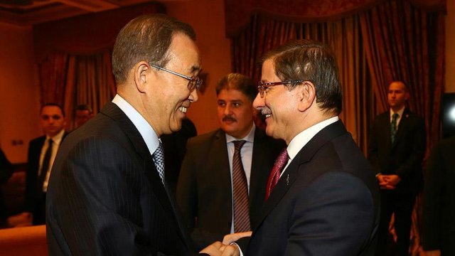 Başbakan Davutoğlu BM Genel Sekreteri Ban ile görüştü Başbakan Davutoğlu BM Genel Sekreteri Ban ile görüştü