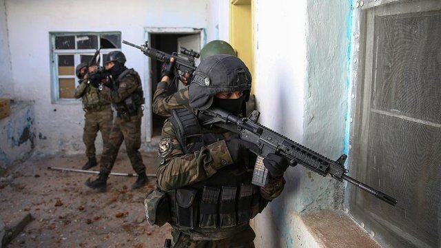 Diyarbakır Valiliği'nden güvenlik güçlerine teşekkür Diyarbakır Valiliği'nden güvenlik güçlerine teşekkür