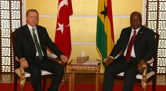 Erdoğan Gana Cumhurbaşkanı’yla görüştü Erdoğan Gana Cumhurbaşkanı’yla görüştü