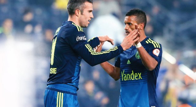 Fenerbahçe yıldızları satmak için kolları sıvadı Fenerbahçe yıldızları satmak için kolları sıvadı