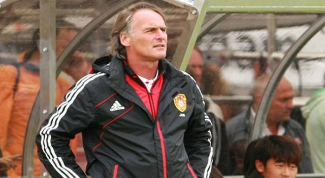 Galatasaray'ın yeni teknik direktörü Riekerink oldu Galatasaray'ın yeni teknik direktörü Riekerink oldu