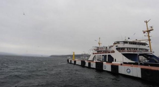 Gökçeada ve Bozcaada&#039;ya deniz ulaşımı durdu