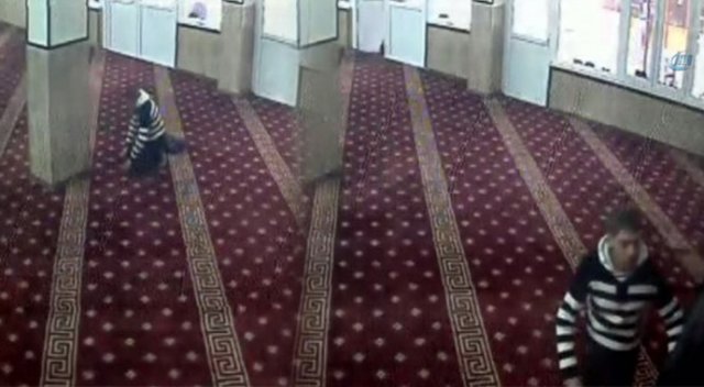 Namaz bahanesiyle girdiği camide hırsızlık yaptı